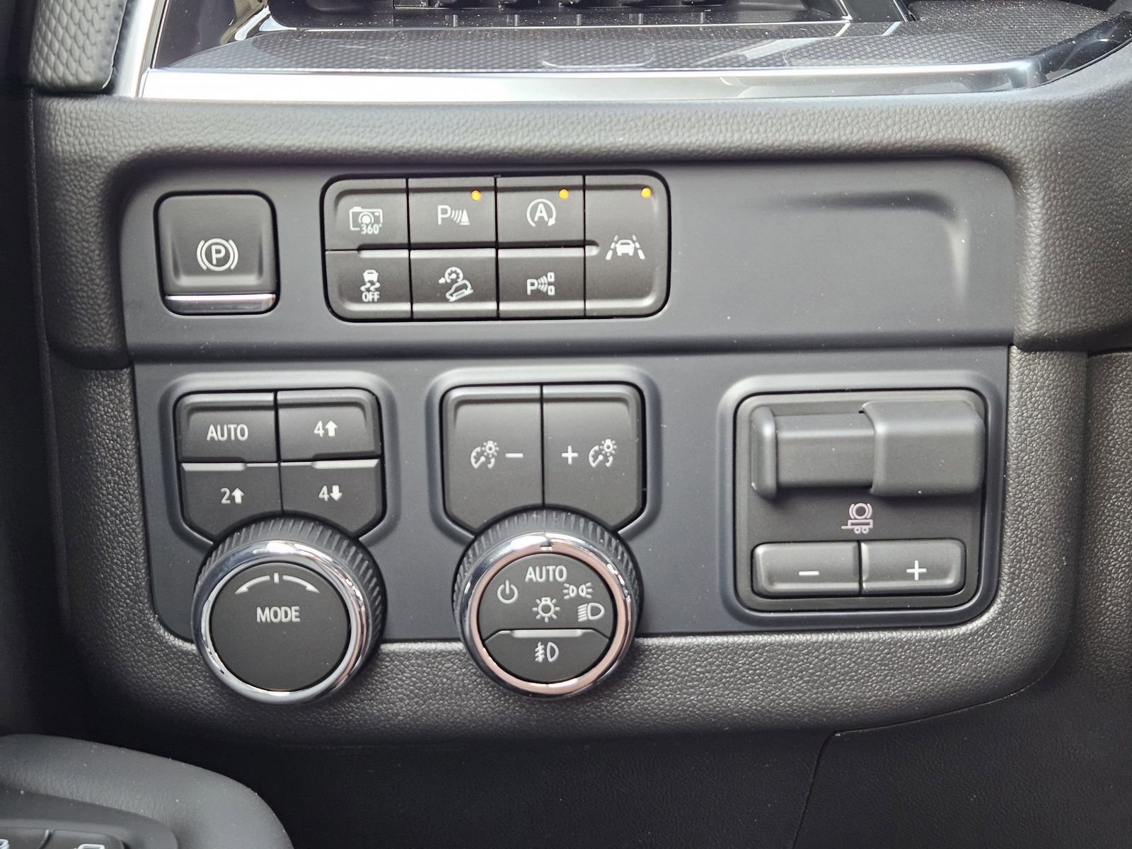 New 2026 Chevrolet Tahoe RST image 22