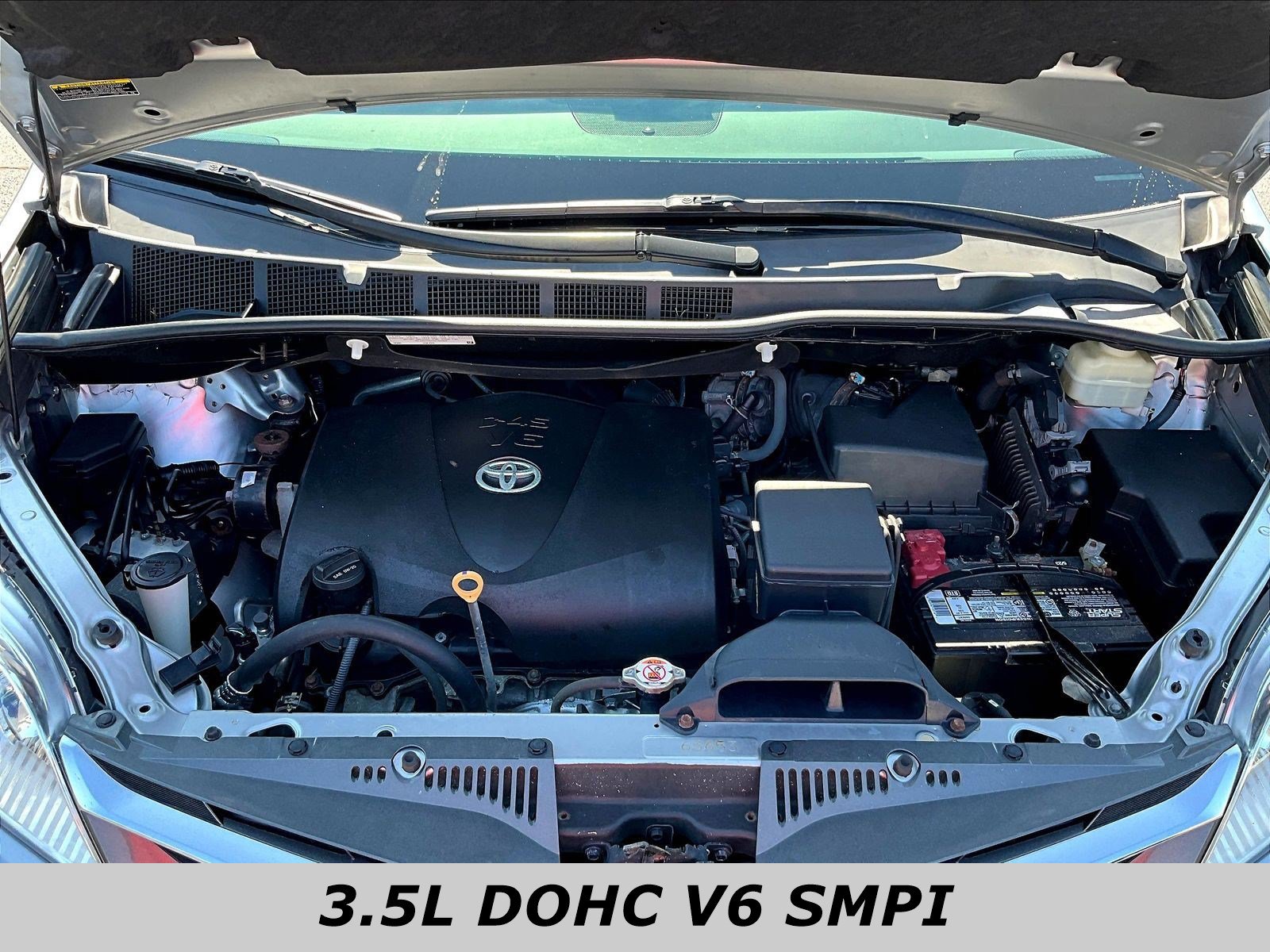 Used 2018 Toyota Sienna XLE Premium FWD image 31
