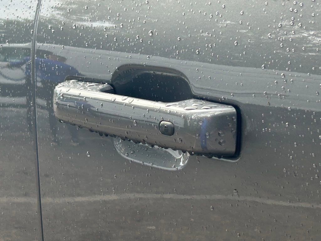 New 2025 Ford F150 Lariat w/ Equipment Group 502A High image 22