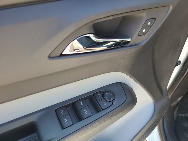 New 2027 Chevrolet Bolt LT w/ Comfort Package FWD image 16