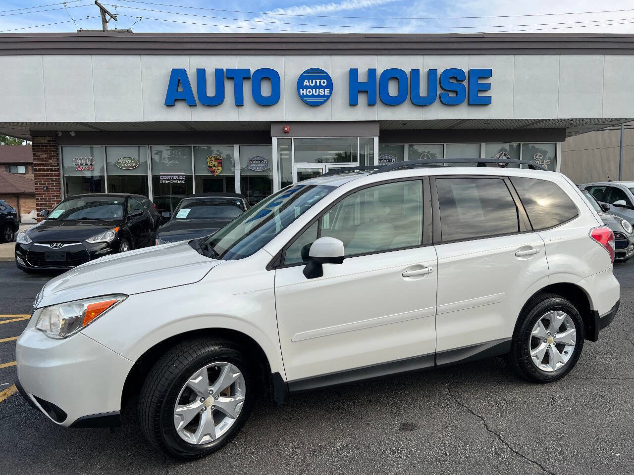 Used 2015 Subaru Forester 2.5i Premium w/ All-Weather Package AWD/4WD image 7