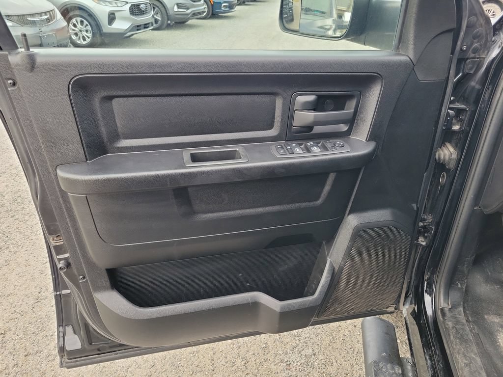 Used 2022 RAM 1500 Tradesman w/ Trailer Tow Group AWD/4WD image 11