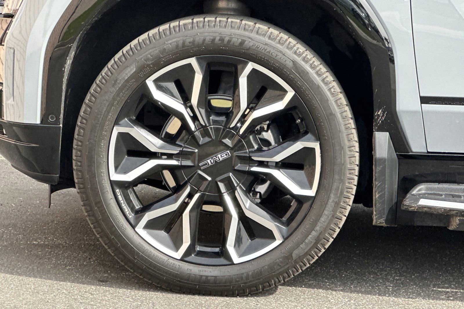 Certified 2024 GMC Sierra EV Denali image 25