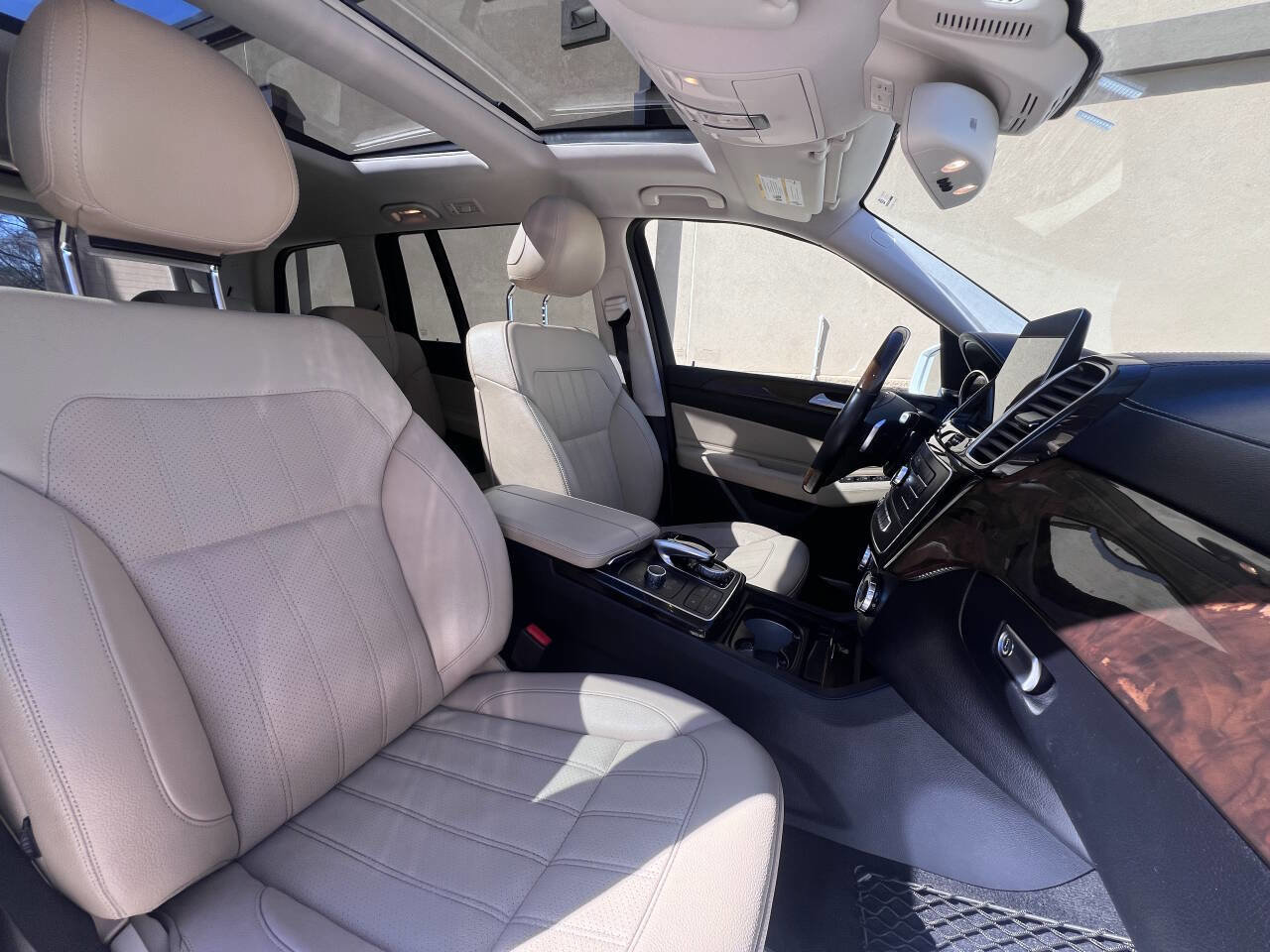 Used 2019 Mercedes-Benz GLS 450 4MATIC w/ Premium 1 Package image 16