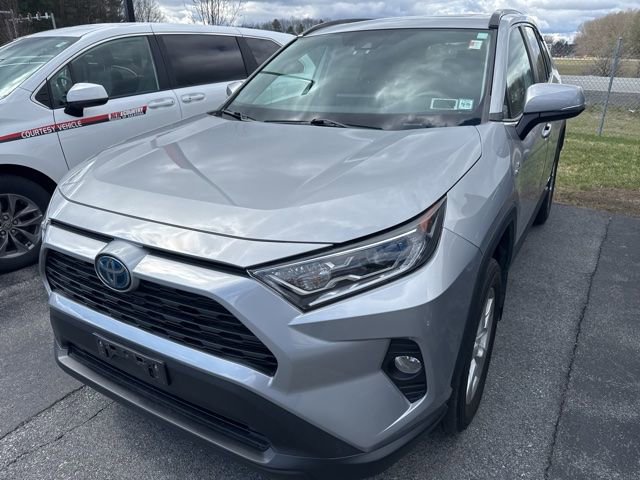 Used 2019 Toyota RAV4 XLE image 6