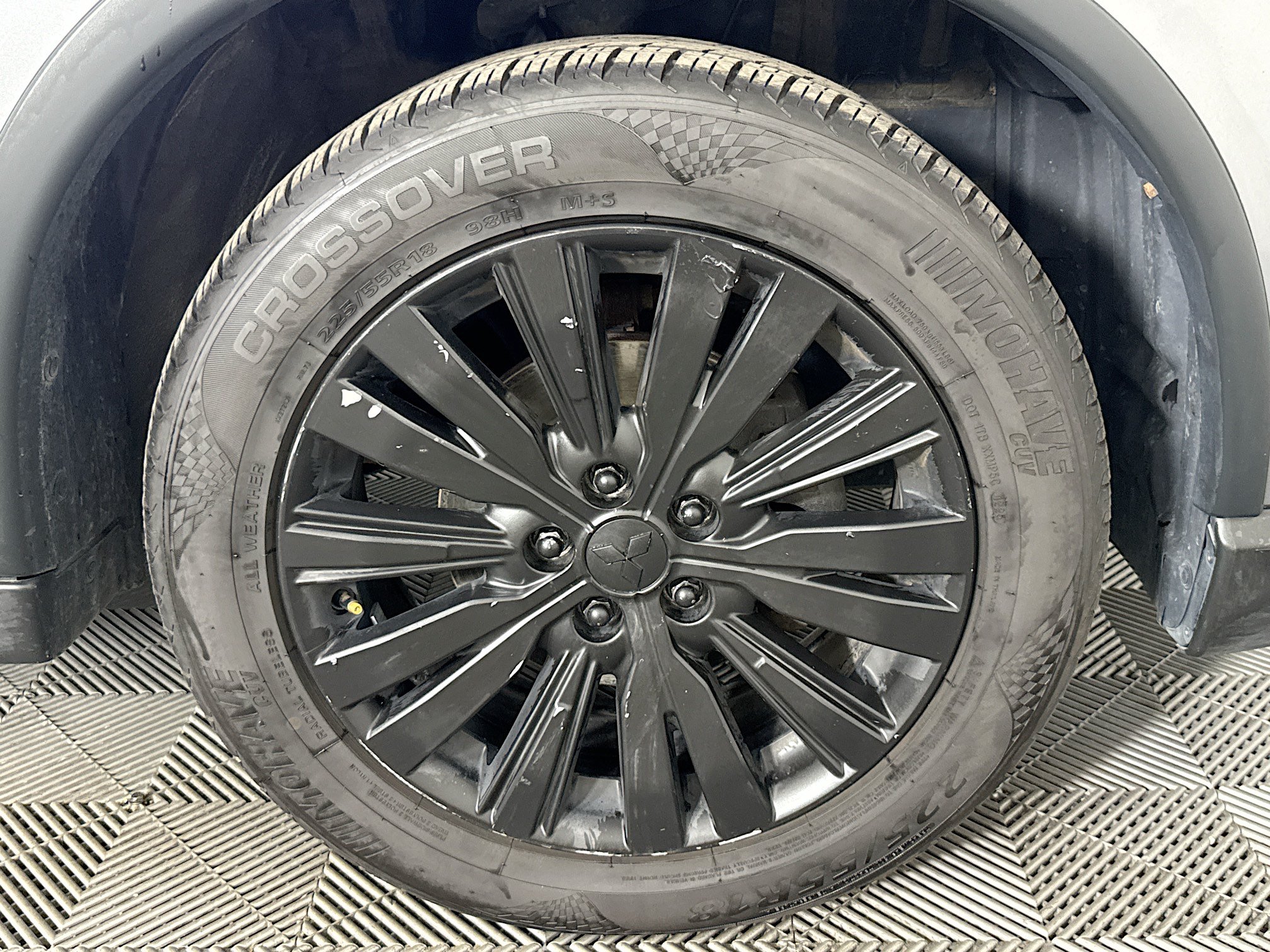Used 2019 Mitsubishi Outlander SEL AWD/4WD image 30