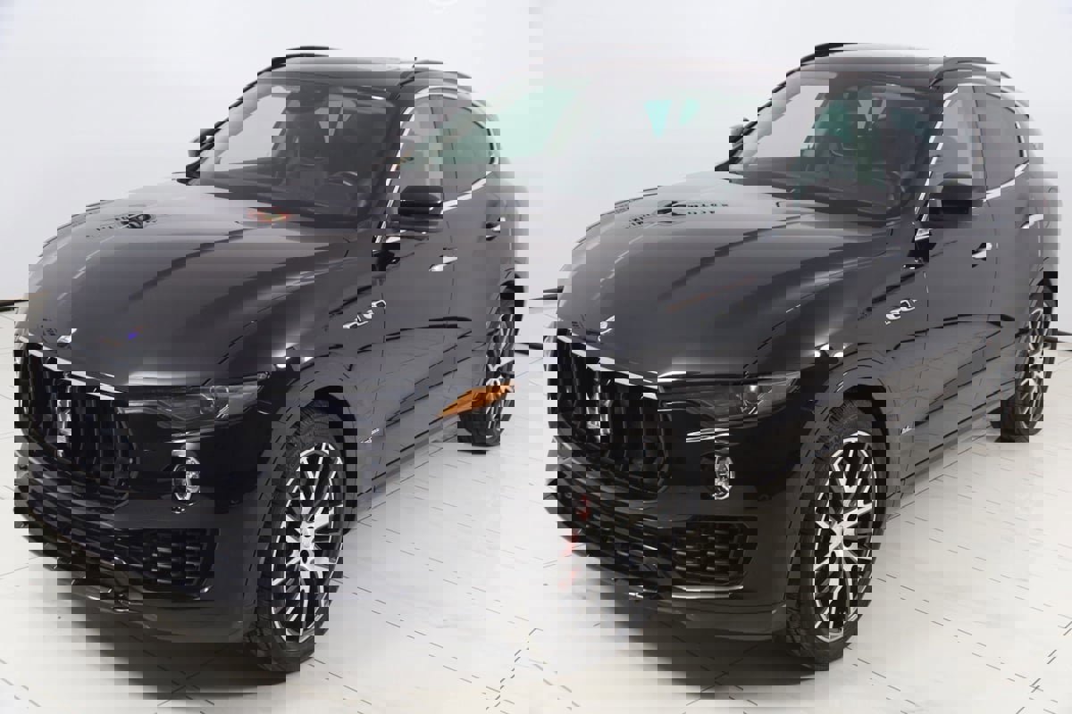 Used 2018 Maserati Levante S GranSport image 26