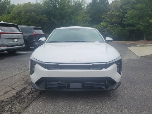 New 2026 Kia K4 FWD image 2