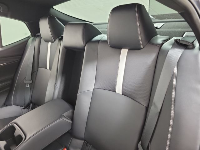 Used 2025 Toyota Camry SE w/ Convenience Package FWD image 13