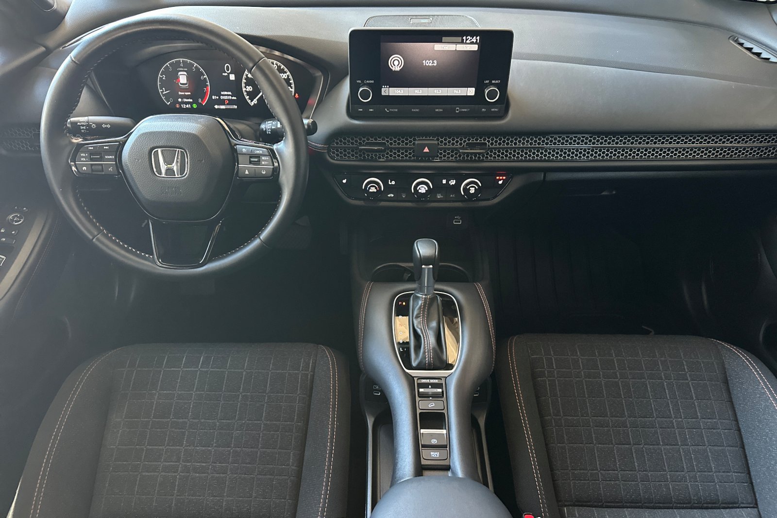 Used 2025 Honda HR-V Sport image 13