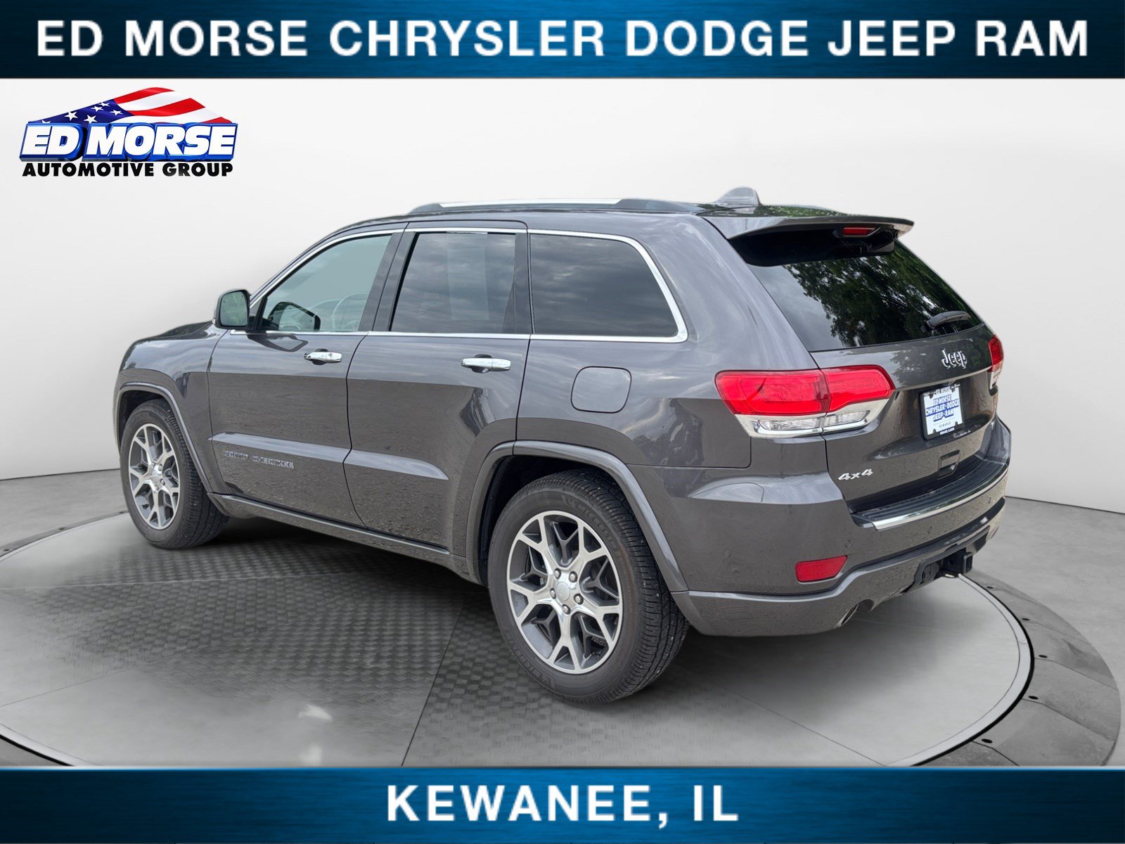 Used 2019 Jeep Grand Cherokee Overland AWD/4WD image 3
