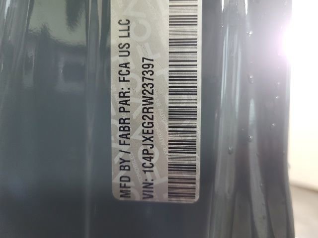 Used 2024 Jeep Wrangler Sahara image 13