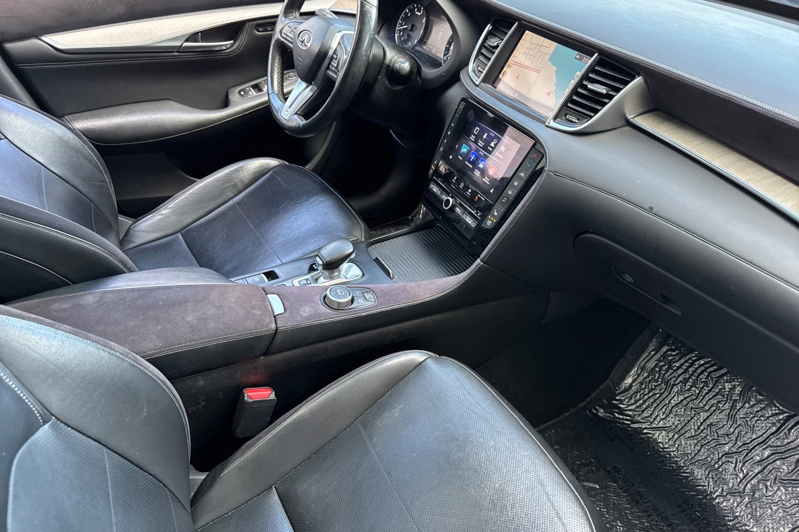 Used 2019 INFINITI QX50 Essential w/ Sensory Package image 20