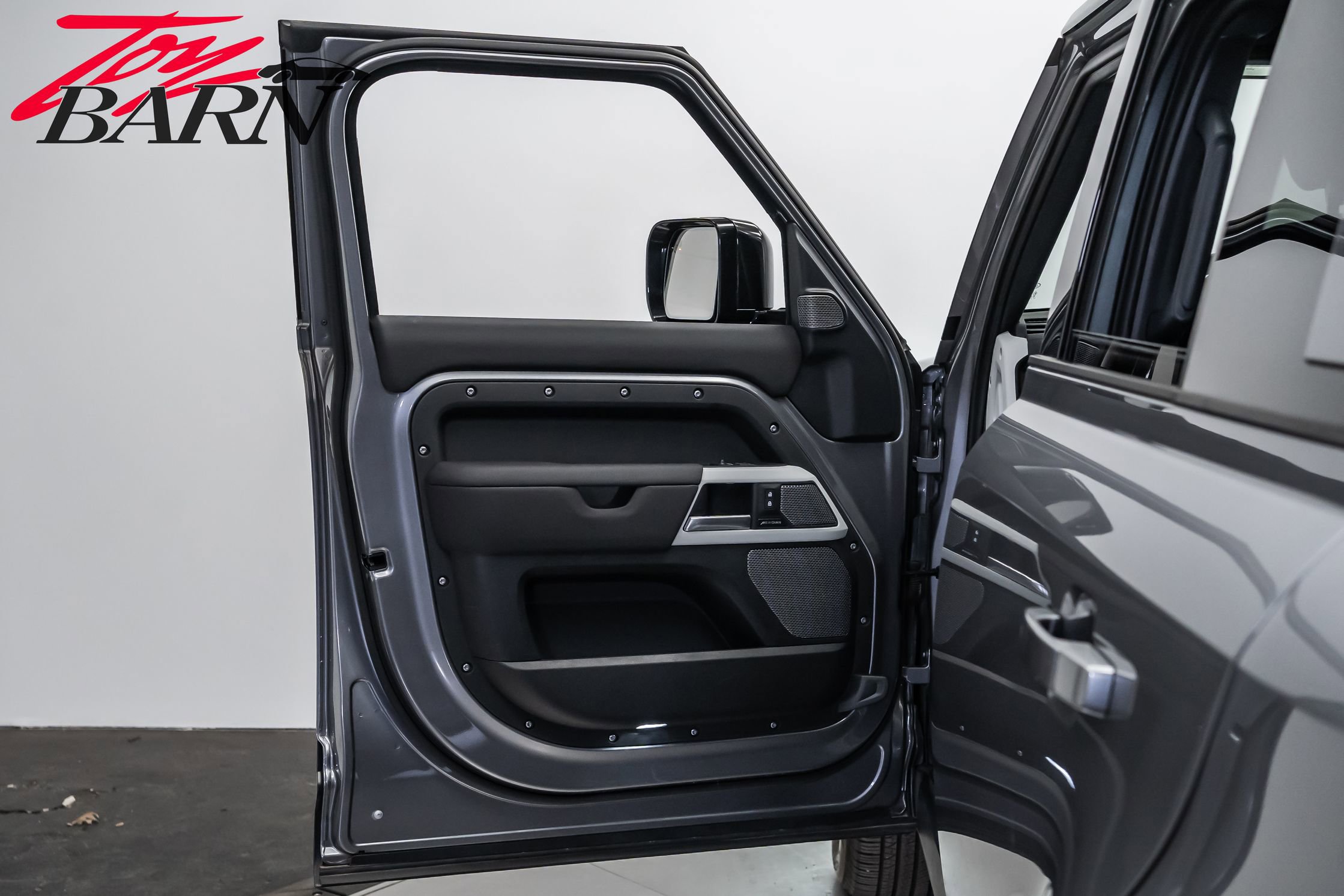 Used 2024 Land Rover Defender 110 S AWD/4WD image 22