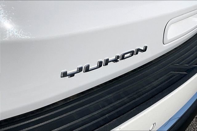Used 2025 GMC Yukon XL Denali AWD/4WD image 32
