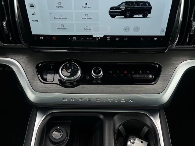 Certified 2025 Ford Expedition Max Platinum image 37