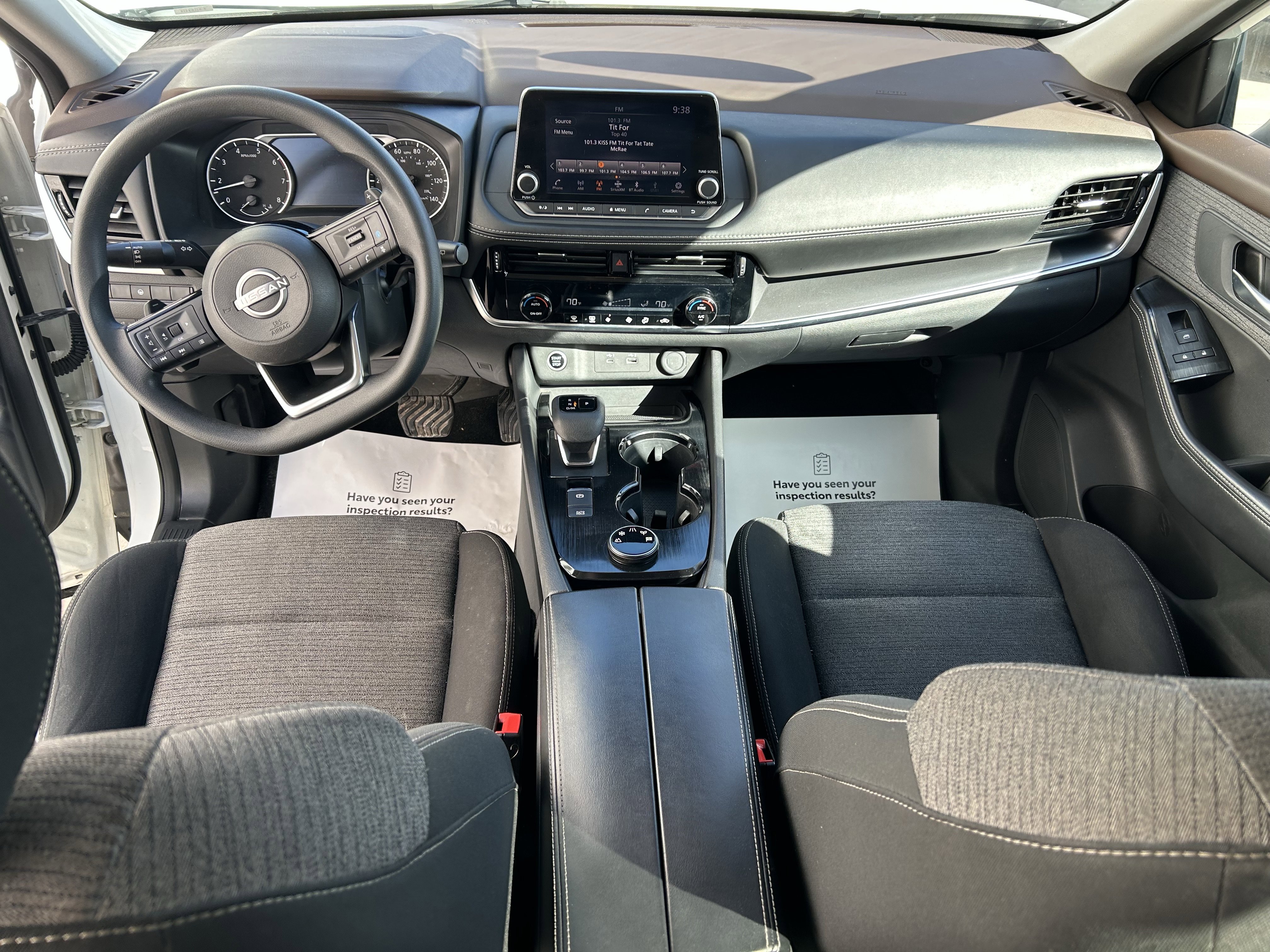 Used 2023 Nissan Rogue SV image 21