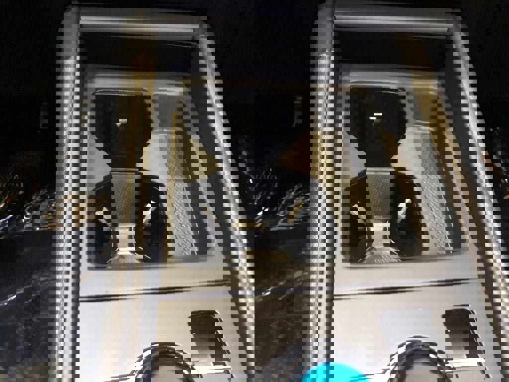 Used 2025 Volkswagen Tiguan S image 25