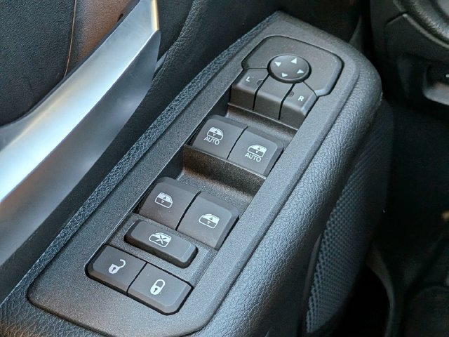 New 2026 RAM 1500 Express AWD/4WD image 19