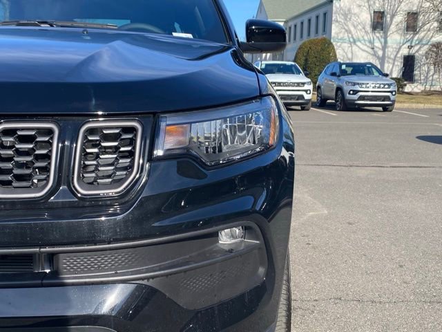 New 2026 Jeep Compass Latitude AWD/4WD image 11