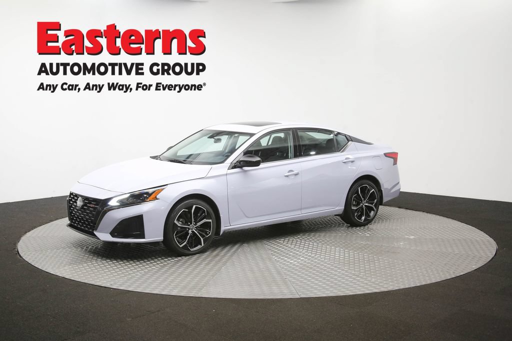 Used 2025 Nissan Altima 2.5 SR w/ SR Premium Package AWD/4WD image 57