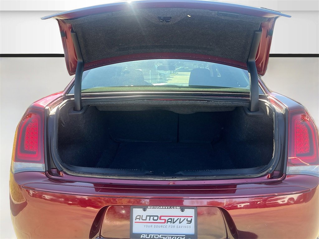 Used 2021 Chrysler 300 Touring w/ Sport Appearance Package image 26