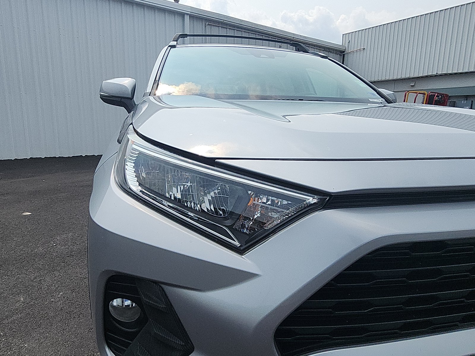 Used 2020 Toyota RAV4 XLE w/ Convenience Package AWD/4WD image 12