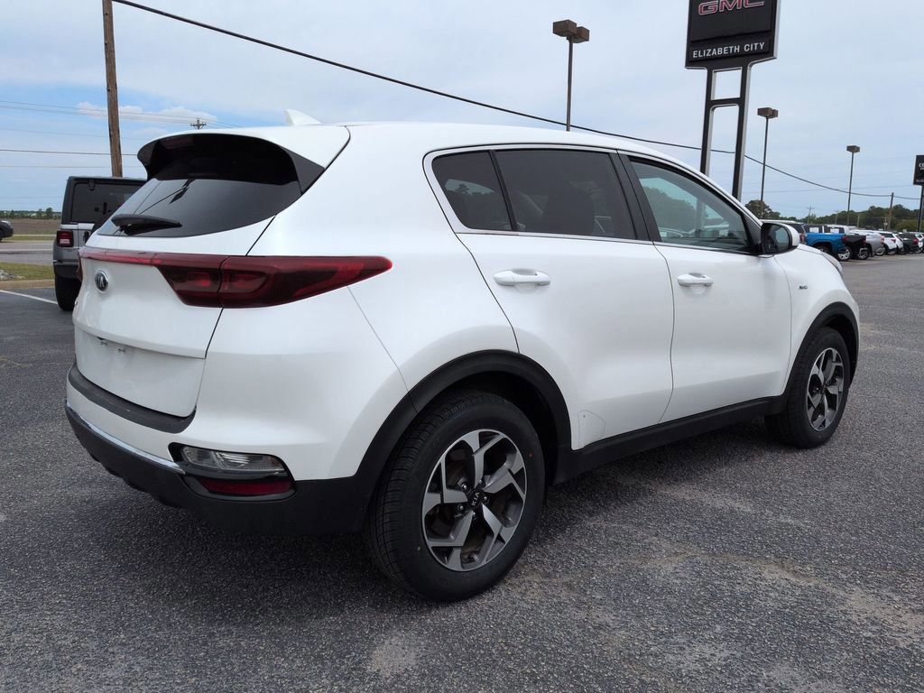 Used 2021 Kia Sportage LX AWD/4WD image 3