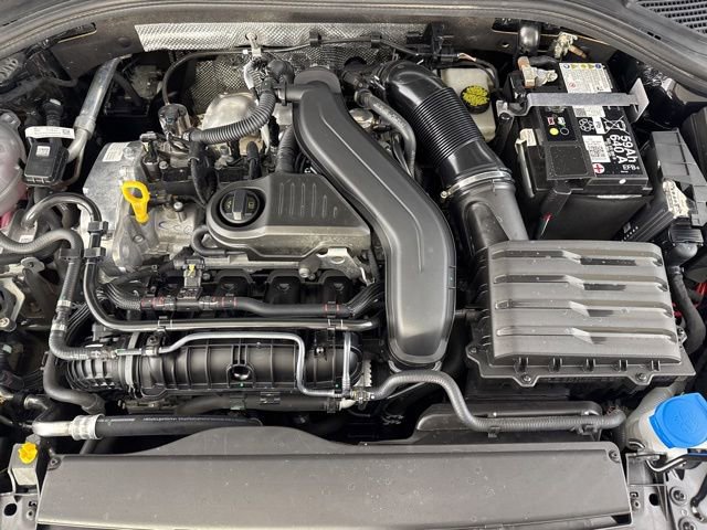 Used 2025 Volkswagen Jetta Sport image 21