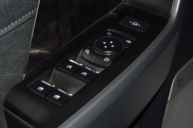 Used 2023 Ford F250 Lariat w/ Sport Appearance Package image 46