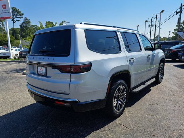 Used 2023 Jeep Wagoneer Series II w/ Rear Seat Video Group 1 AWD/4WD image 8
