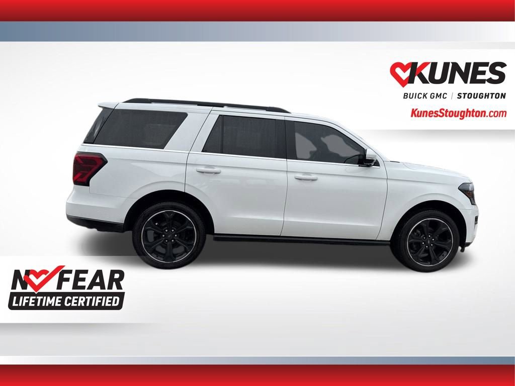Used 2022 Ford Expedition Limited image 13