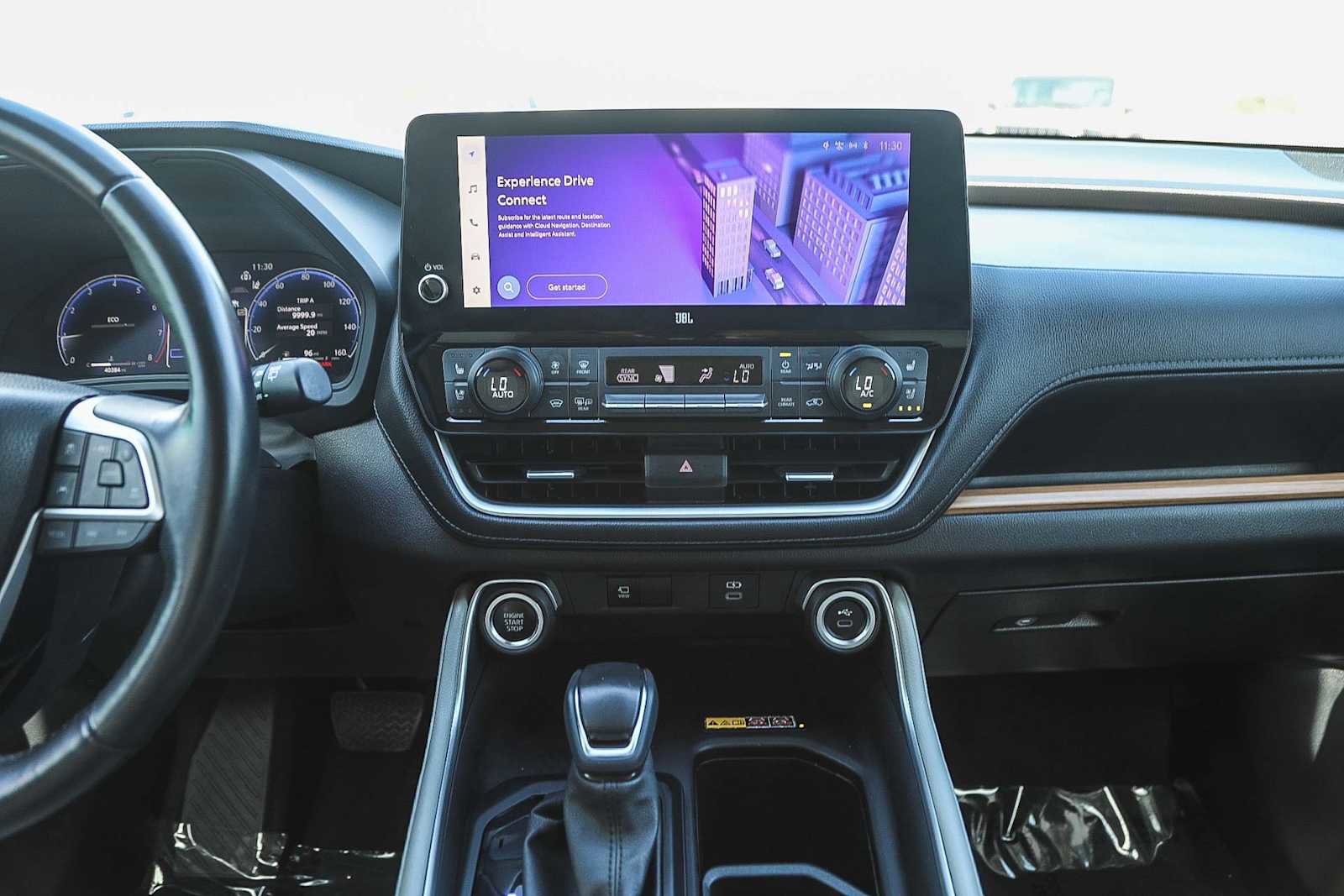 Used 2024 Toyota Grand Highlander Limited image 13