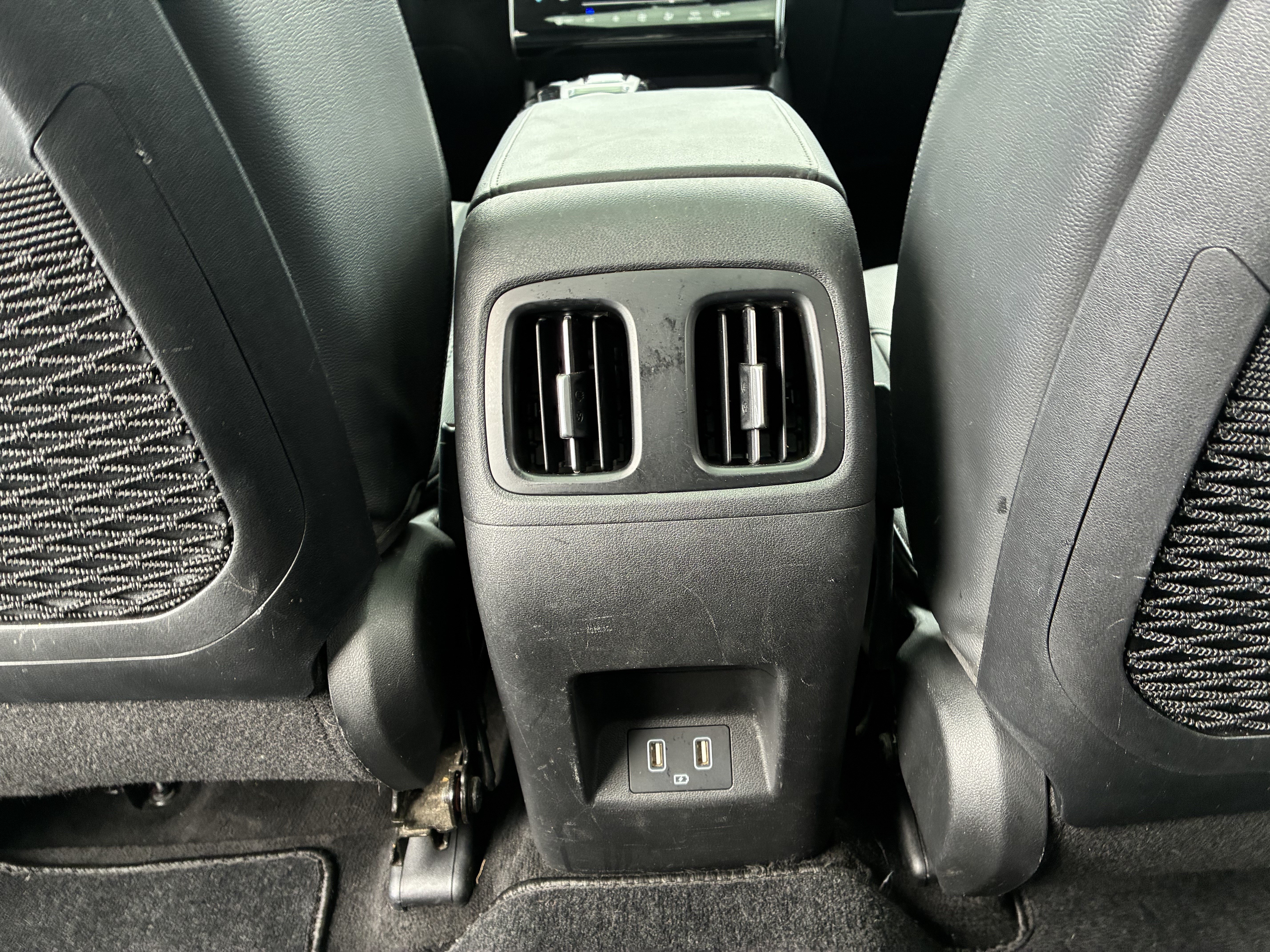 Used 2022 Hyundai Tucson Limited FWD image 16