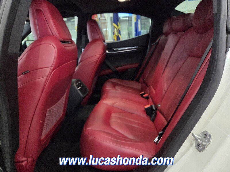 Used 2017 Maserati Ghibli S image 8