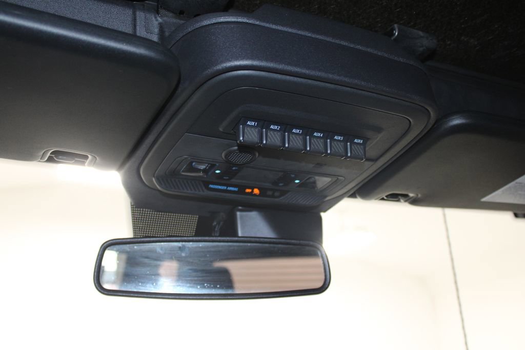 Used 2023 Ford Bronco Badlands image 41