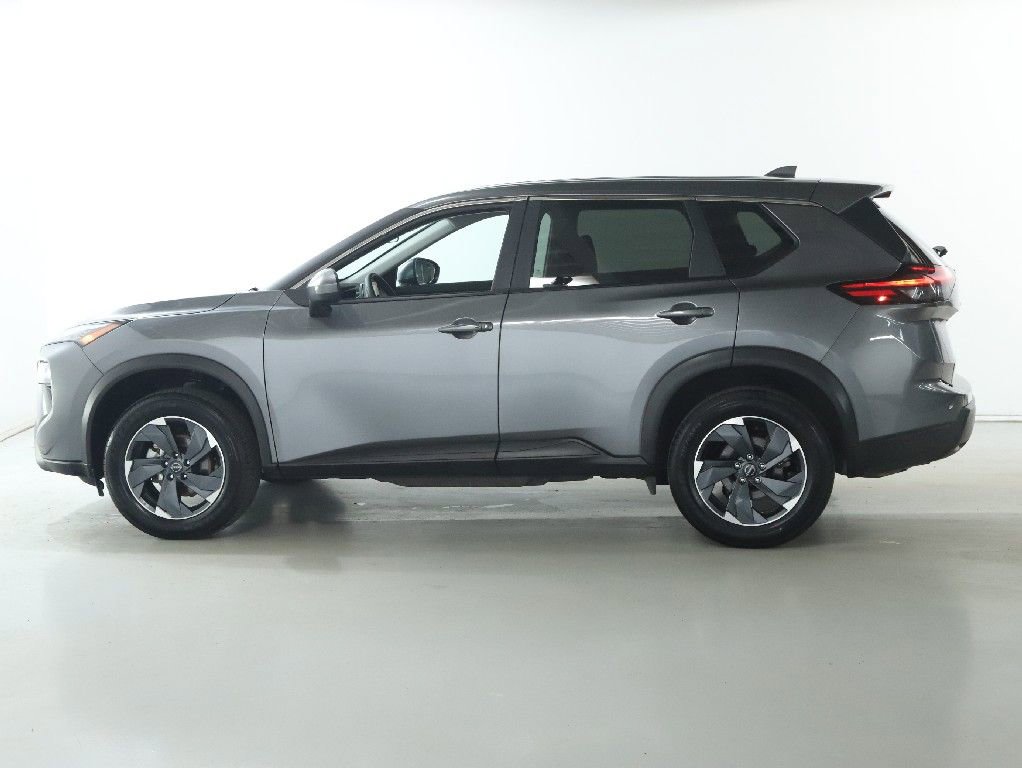 Certified 2026 Nissan Rogue SV AWD/4WD image 38