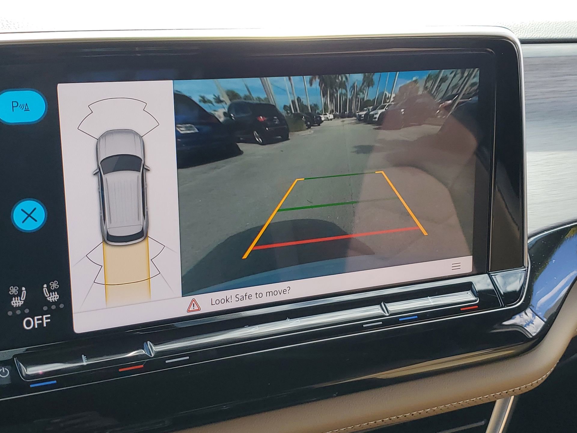 Used 2025 Volkswagen Atlas Cross Sport SE w/ Black Wheel Package image 27