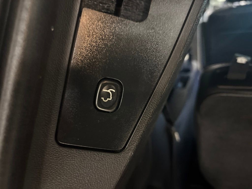 Used 2017 Dodge Grand Caravan GT FWD image 32
