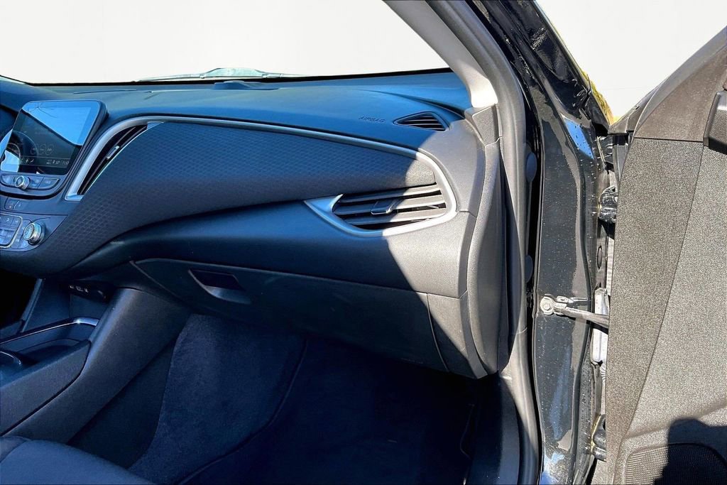 Used 2023 Chevrolet Malibu LT image 18