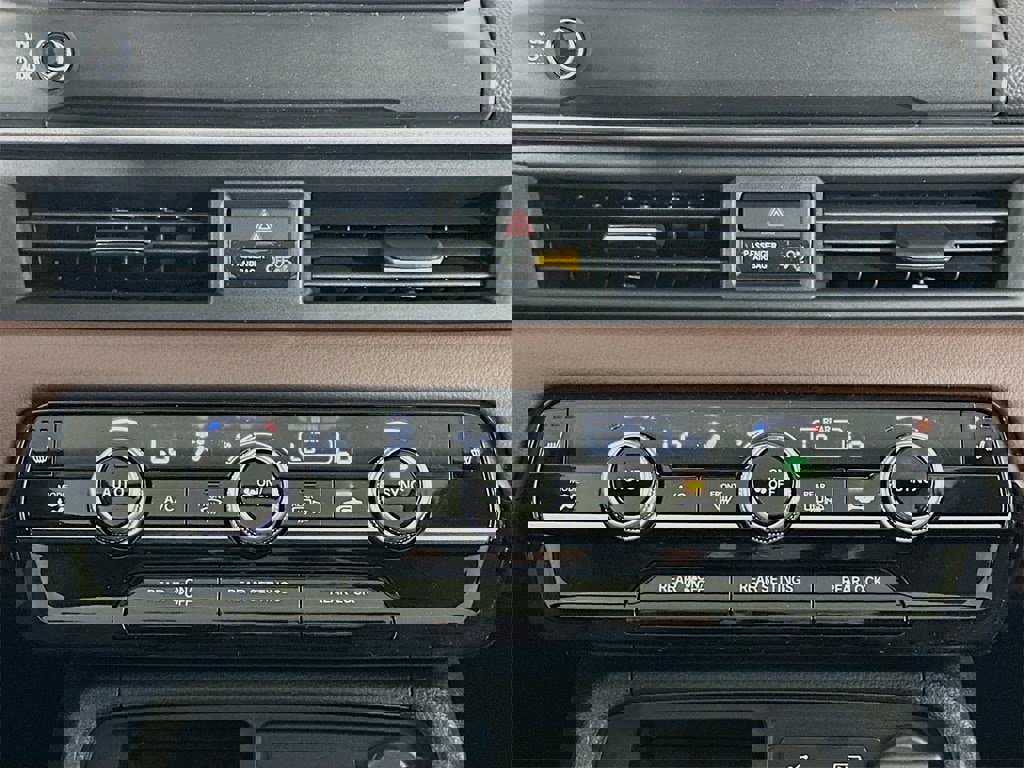 New 2026 Honda Pilot Touring image 19