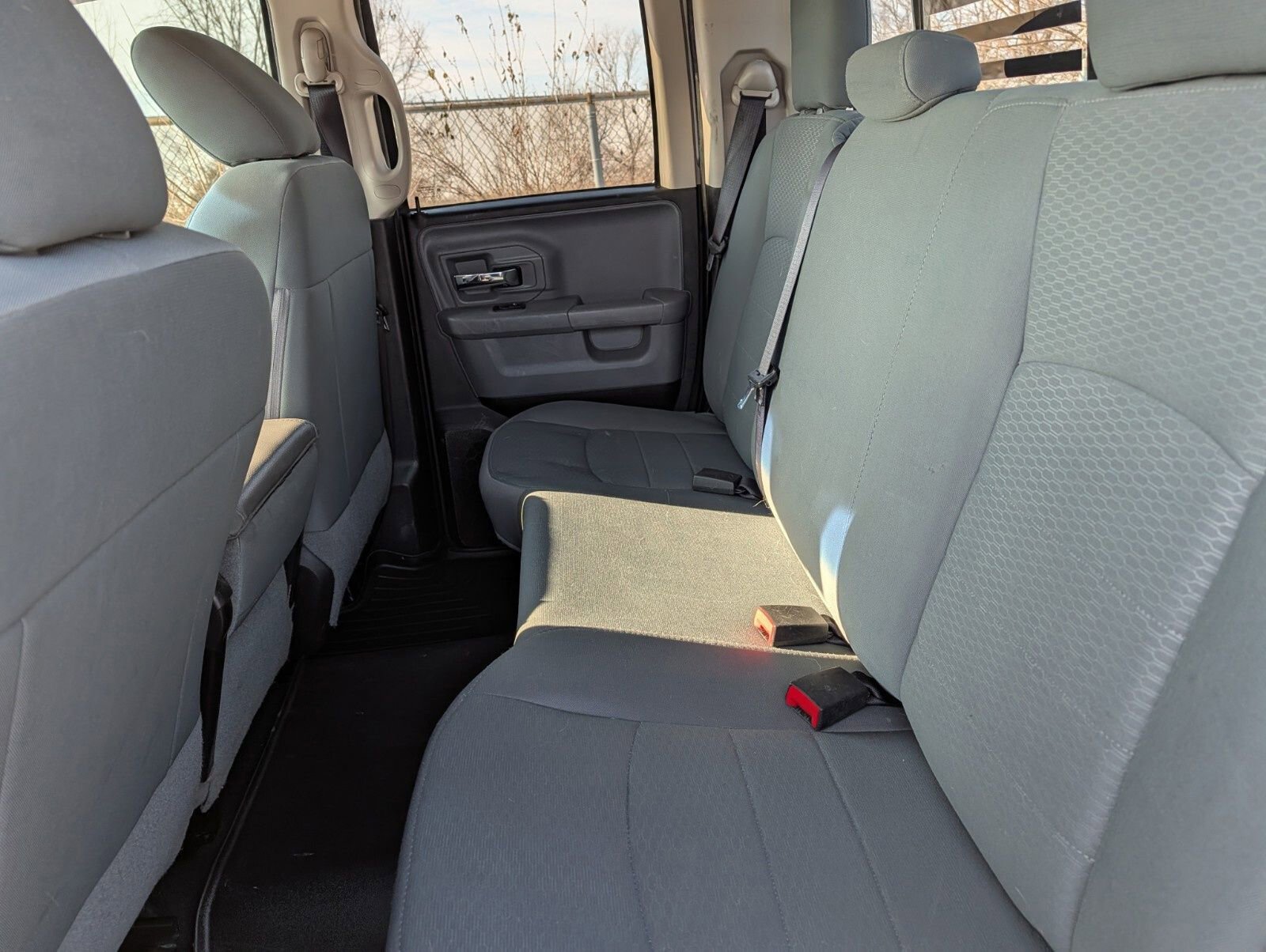 Used 2016 RAM 1500 Classic SLT image 17