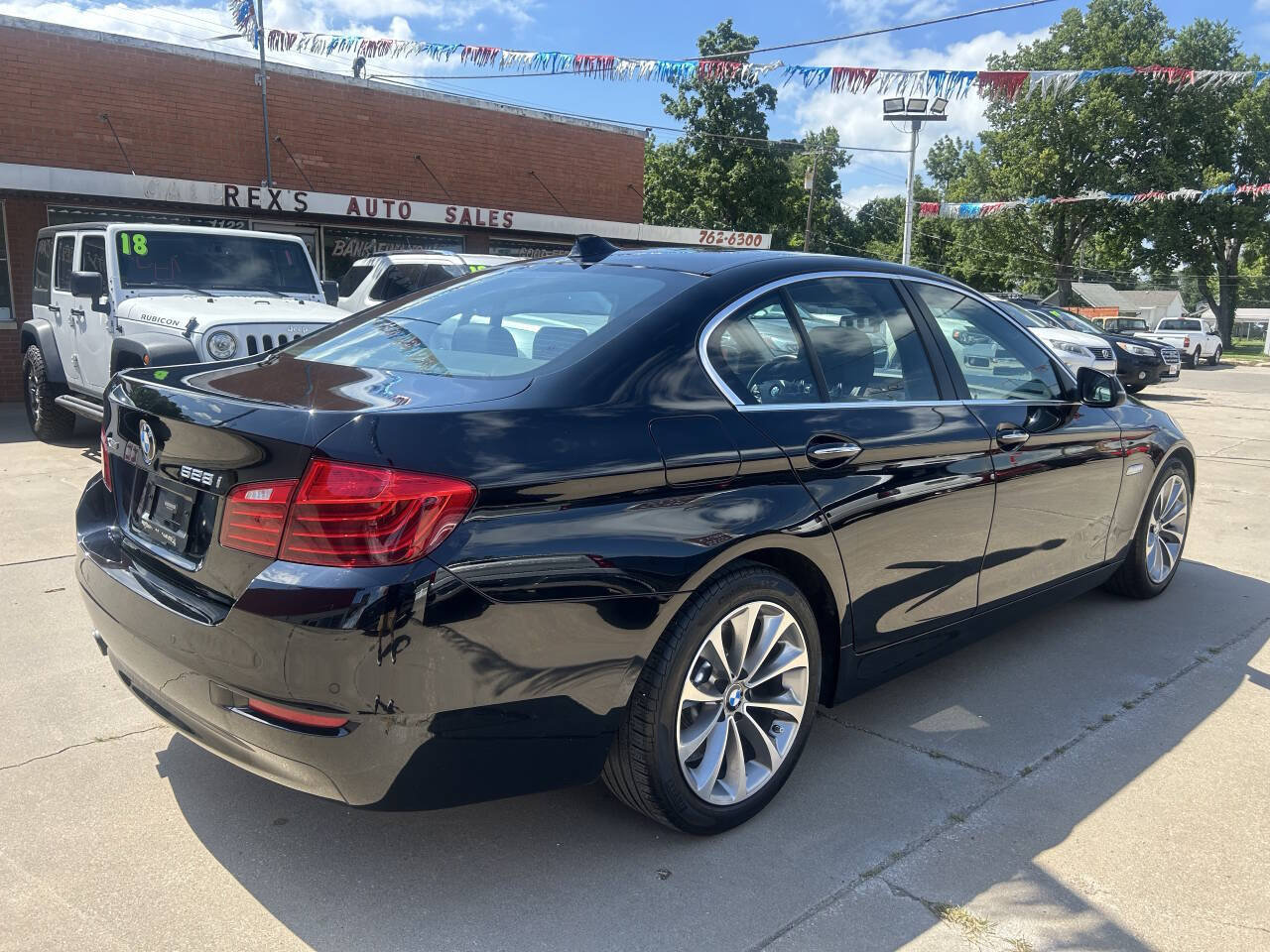 Used 2016 BMW 528i xDrive Sedan AWD/4WD image 6