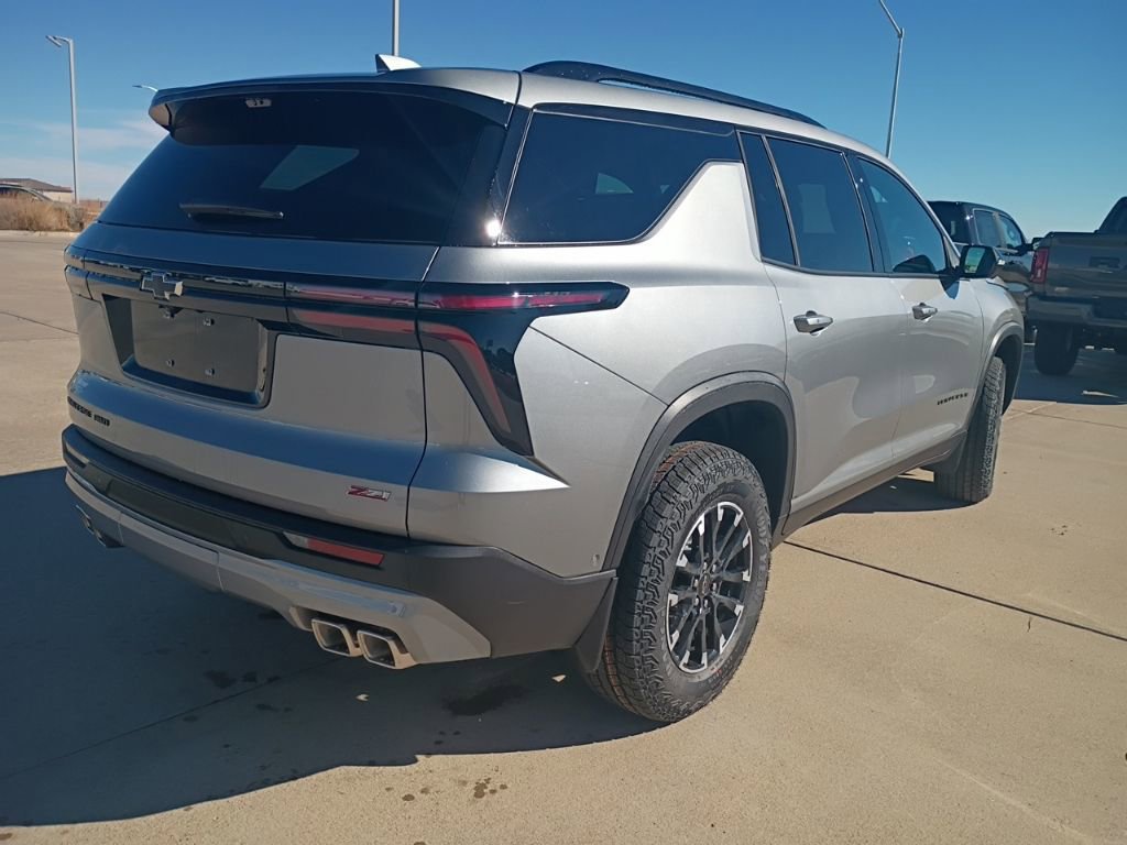 New 2026 Chevrolet Traverse Z71 w/ Enhanced Driving Package image 7