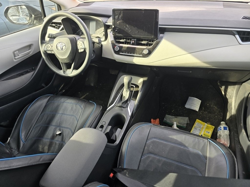 Certified 2025 Toyota Corolla LE image 17