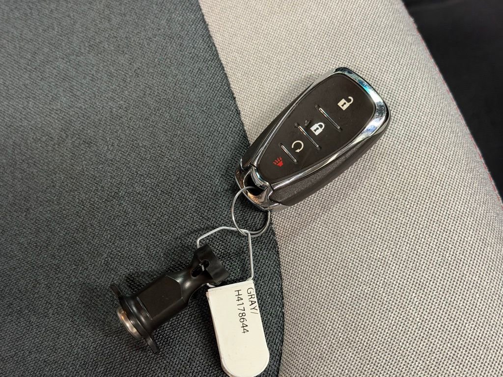 Used 2017 Chevrolet Bolt LT image 24