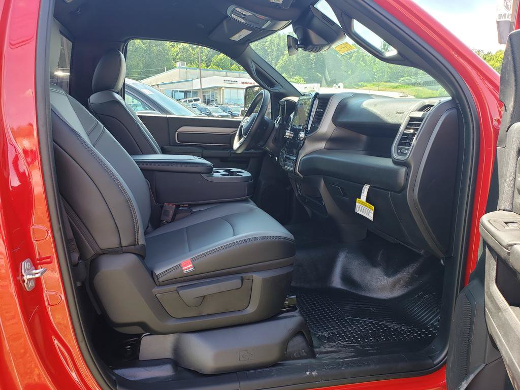 New 2026 RAM 2500 Tradesman AWD/4WD image 13