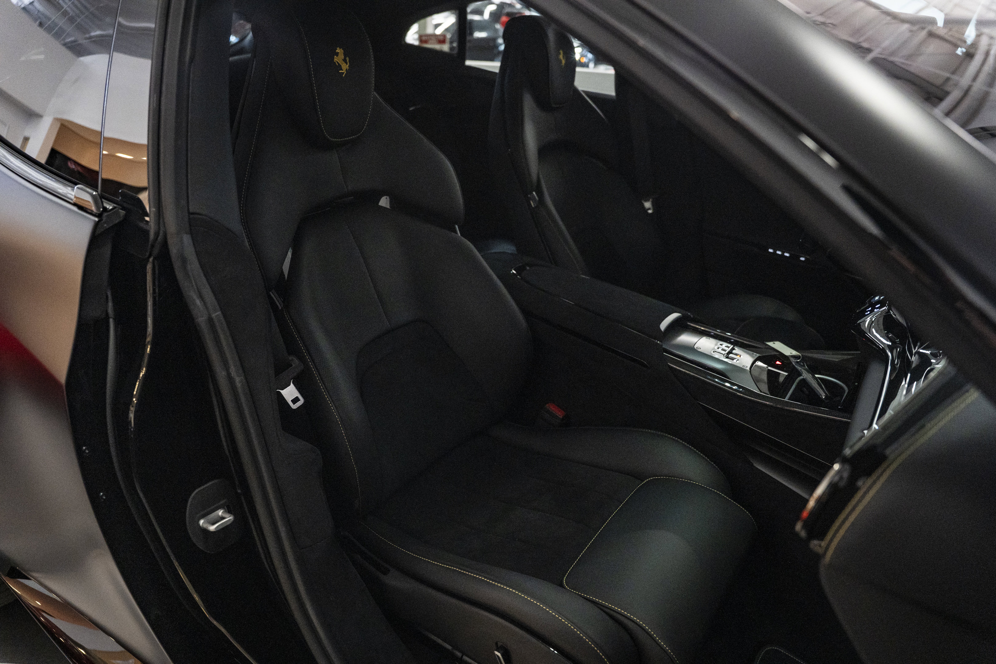 Certified 2026 Ferrari Purosangue AWD/4WD image 29