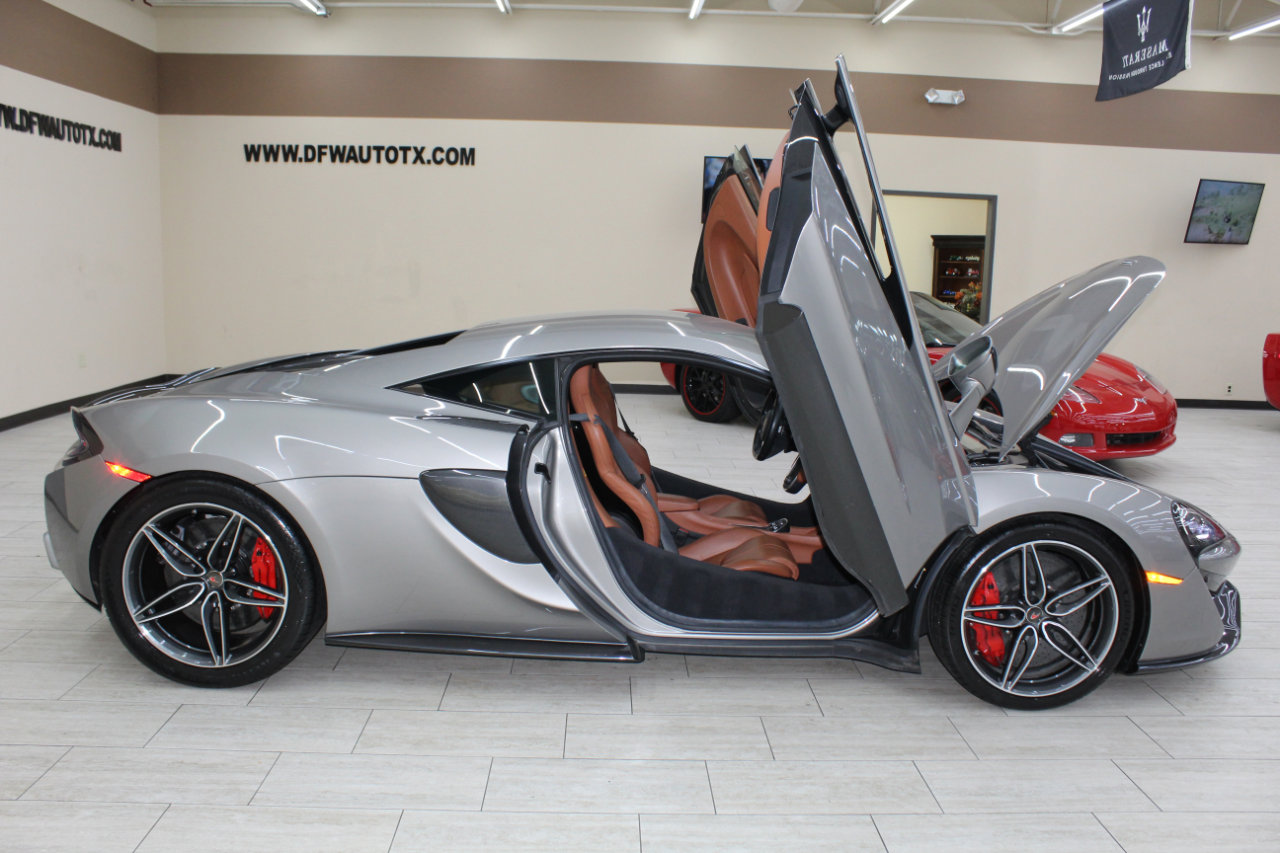 Used 2017 McLaren 570S Coupe image 14