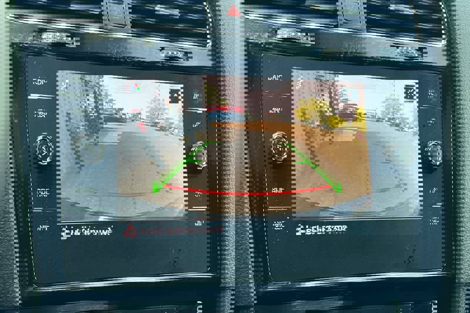 Used 2021 Volkswagen GTI SE image 23